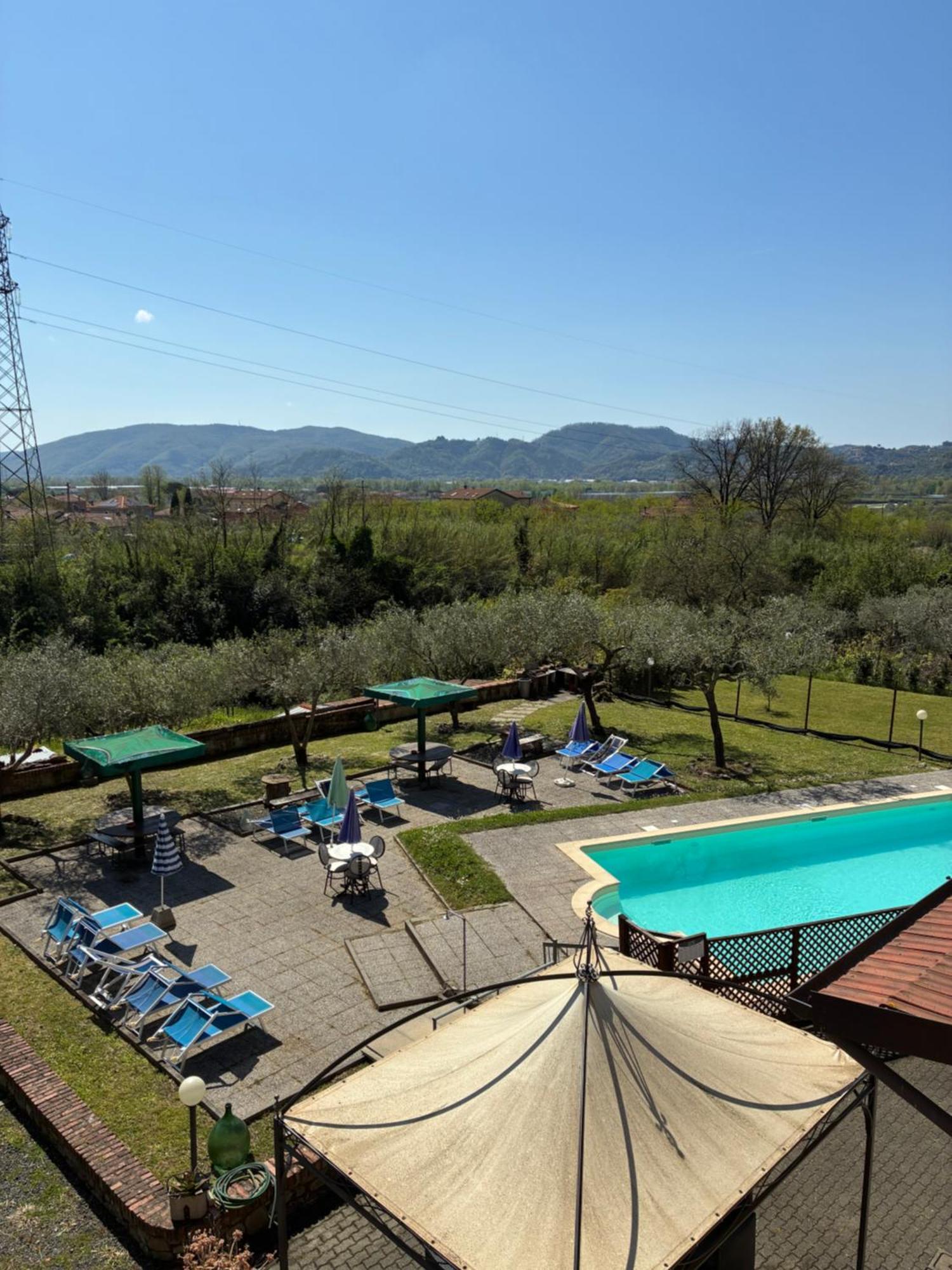 La Fonda Casa Vacanze-Appartamenti Con Piscina سانتو ستيفانو دي ماجرا المظهر الخارجي الصورة